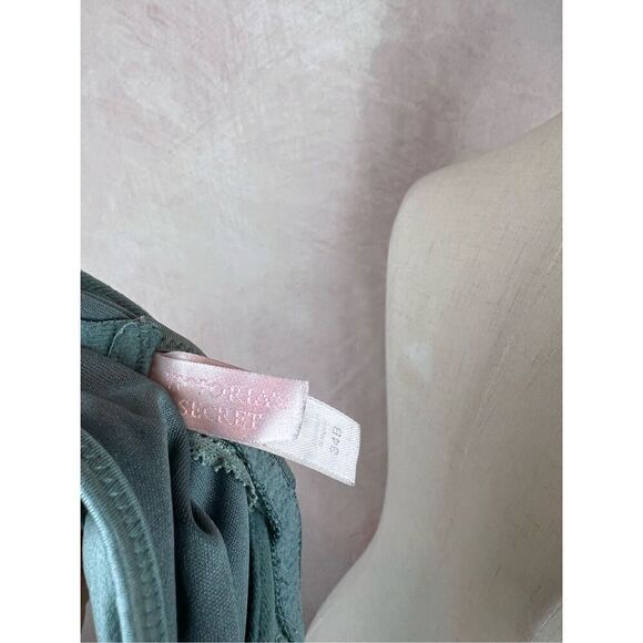 Green Lace Unpadded Victoria’s Secret Bra 34B - Picture 5 of 6